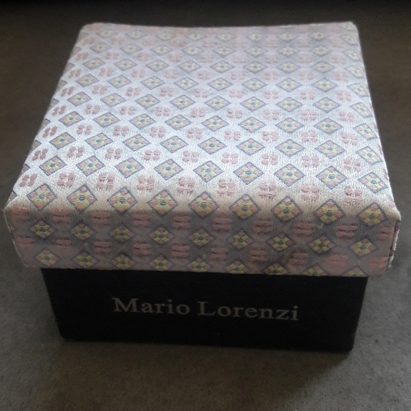 Tie, cufflinks and matching hankerchief - Picture 3 of 3